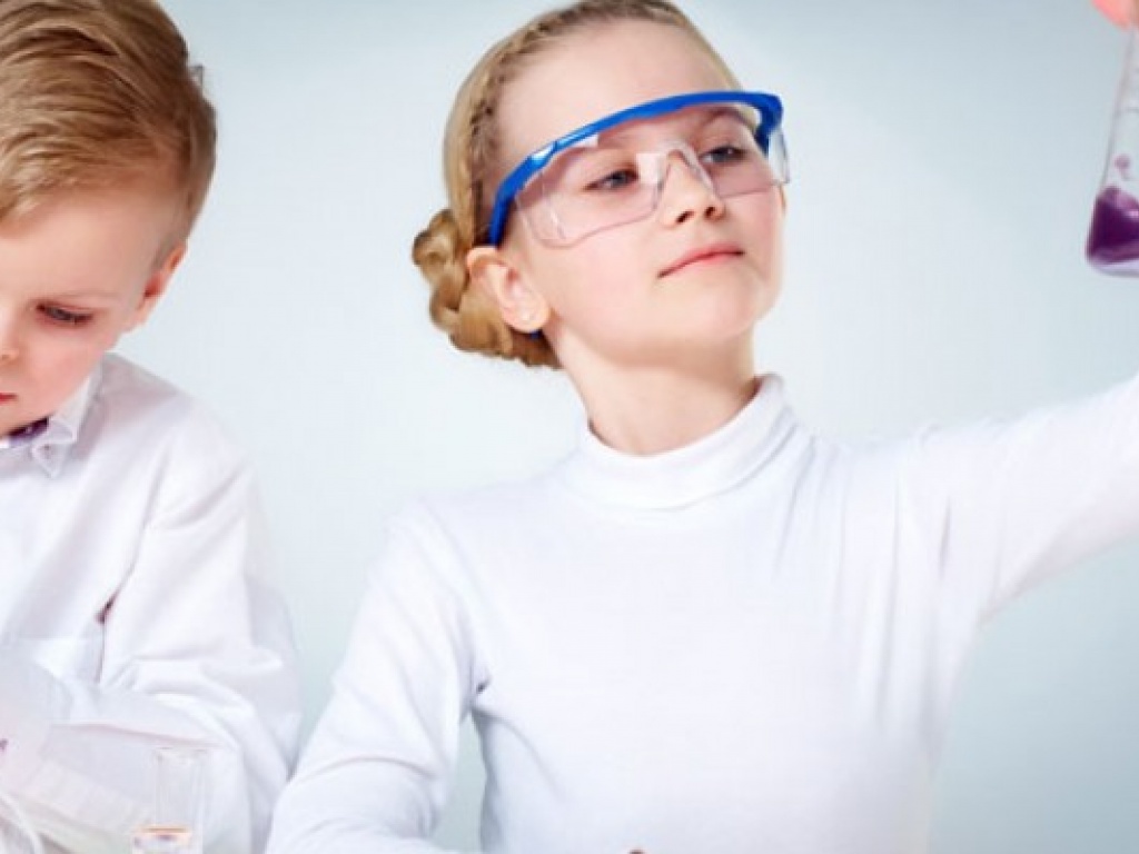 Πειράματα για παιδιά στο σπίτι με χρήση της Φυσικής και της Χημείας