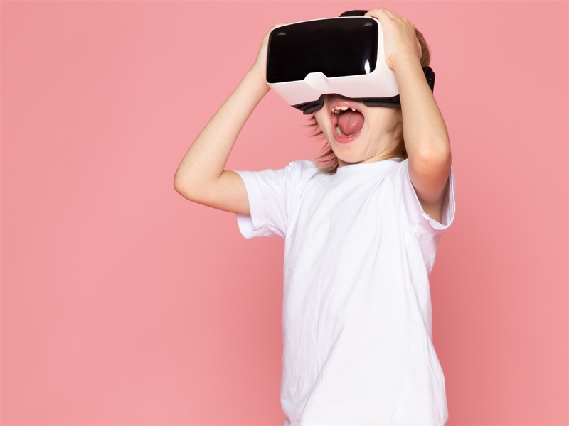 Virtual Reality / Εικονική πραγματικότητα: κι όμως, ΔΕΝ είναι ΜΟΝΟ αυτό που νομίζεις...